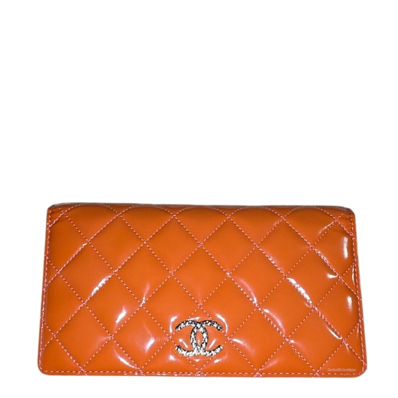 LIKE NEW!!! Chanel Coral Diamond Quilted Patent Leather CC Continental Wallet - Picture 3 of 17